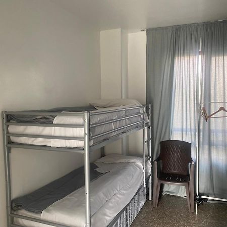 Mrhostel Milano Luaran gambar