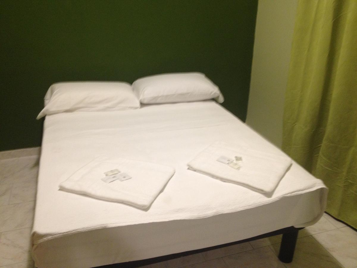 Mrhostel Milano Luaran gambar