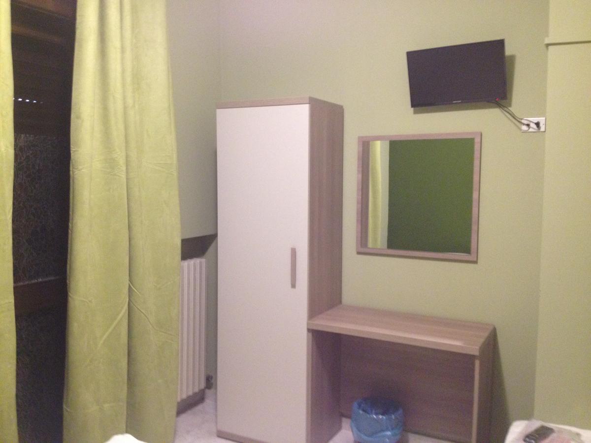 Mrhostel Milano Luaran gambar