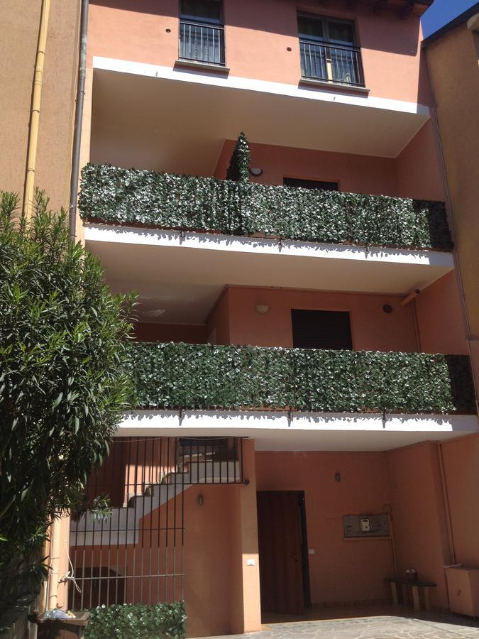Mrhostel Milano Luaran gambar
