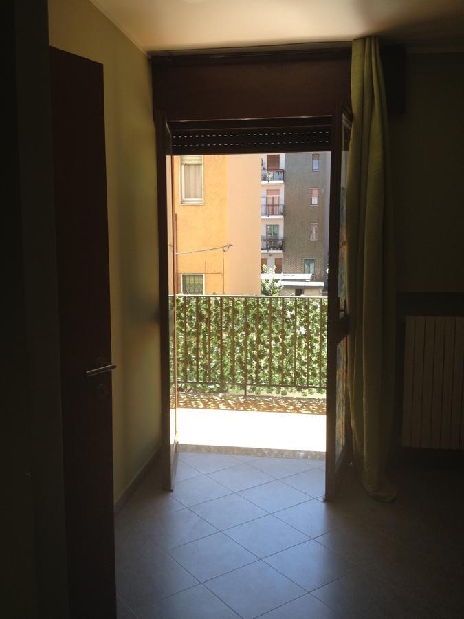 Mrhostel Milano Luaran gambar