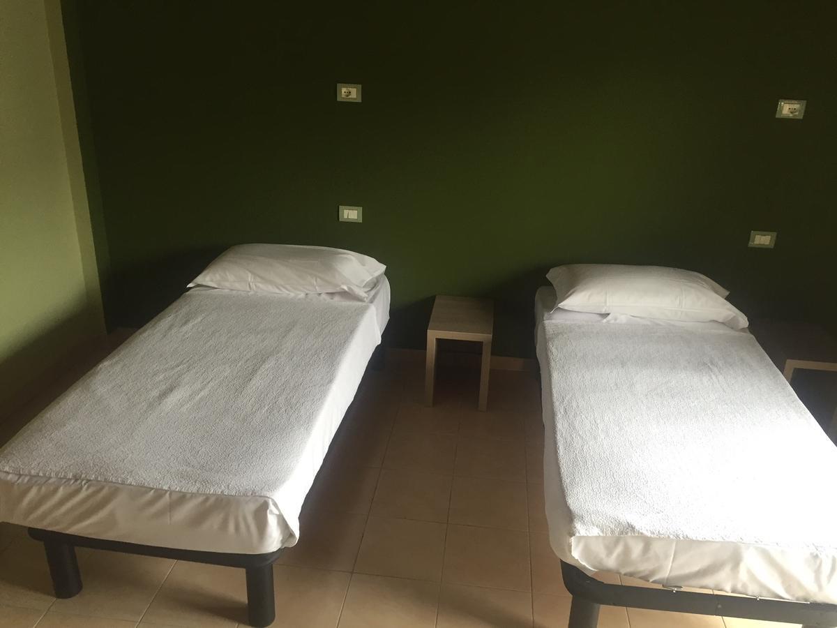 Mrhostel Milano Luaran gambar